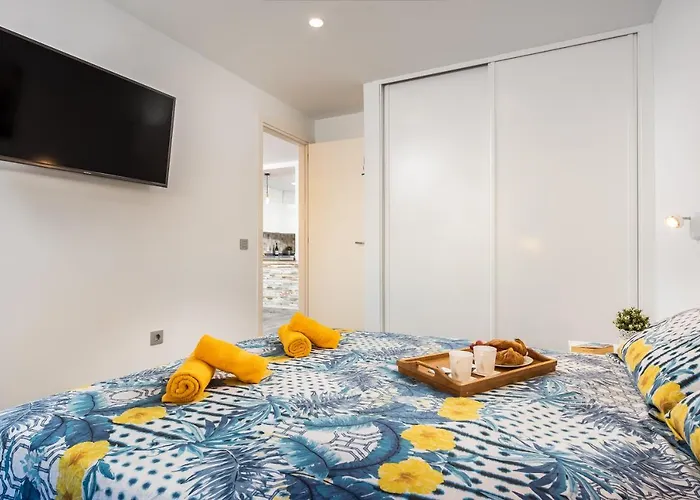 22 Casablanca Ii Veronica * 아데제